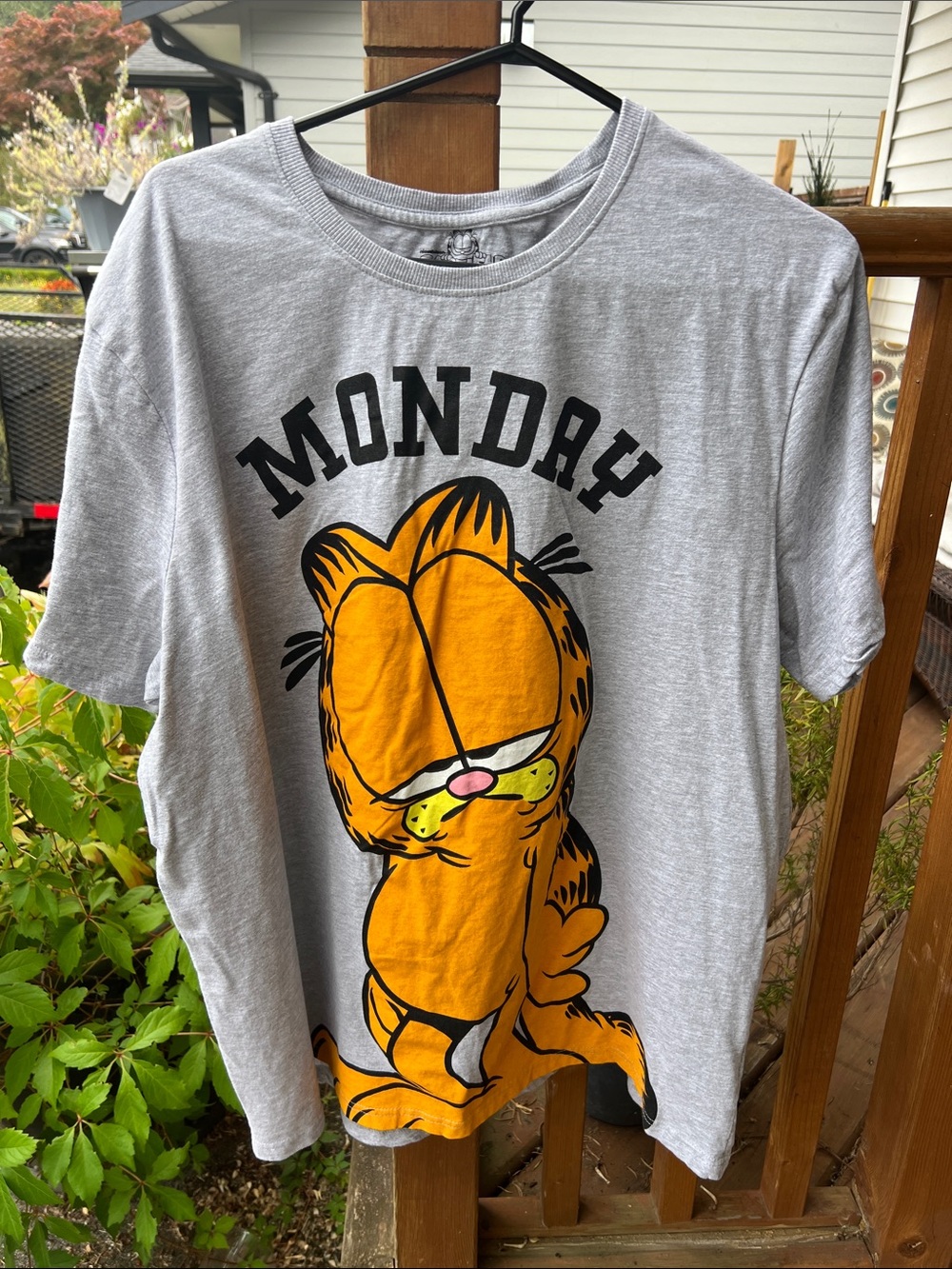 Garfield "Monday" Graphic  T-Shirt - Light Grey Size XXL
